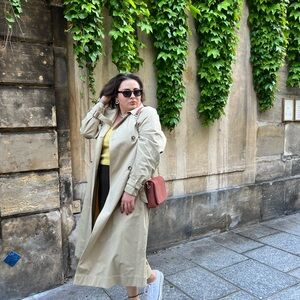 Classic Beige Trench Coat from Mango - XL